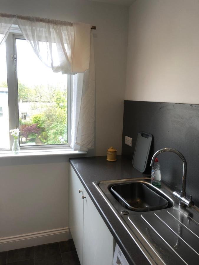 Lighthouse Apartment Largs Exterior foto